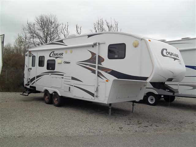 Used 2009 Keystone Cougar 26RLS Fifth Wheel For Sale